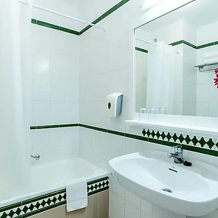Hovima Jardin Caleta Hotel 3*