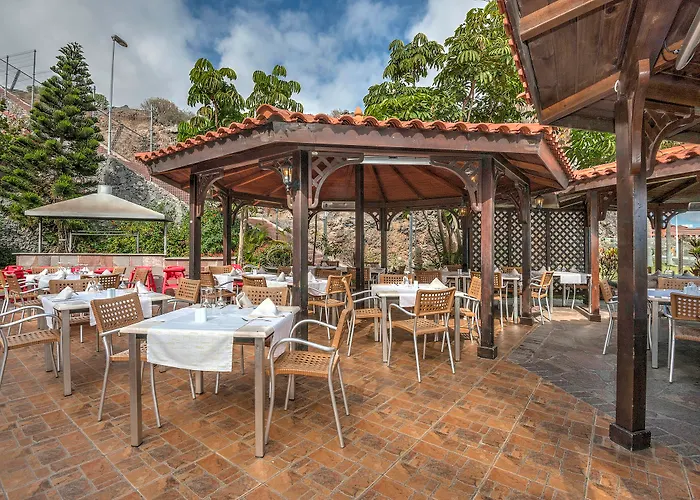 Hovima Jardin Caleta Szálloda 3*