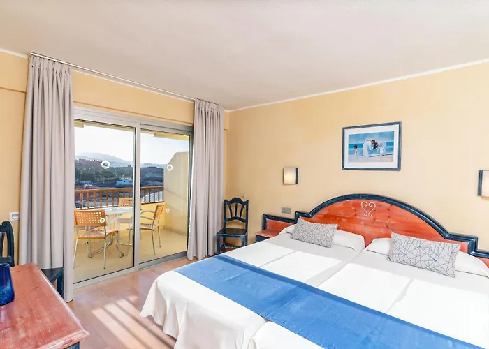 Hovima Jardin Caleta Szálloda 3*